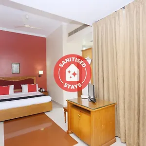 Capital O 45944 Club 7 Tiruvalla