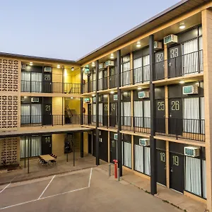 Nightcap At Star Emerald